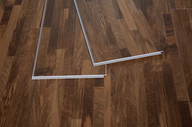 瑞亚特超级地板spc地板的铺装方法以及注意事项