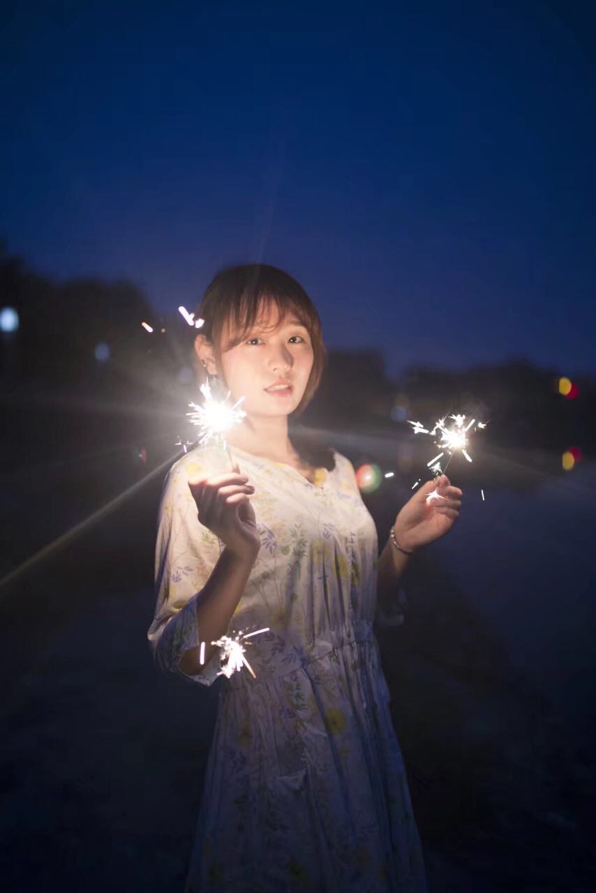 张豫湘,来自信阳学院,170体重97,喜欢唱歌,游泳|信阳学院|体重|恋爱|少女|张豫湘_新浪新闻