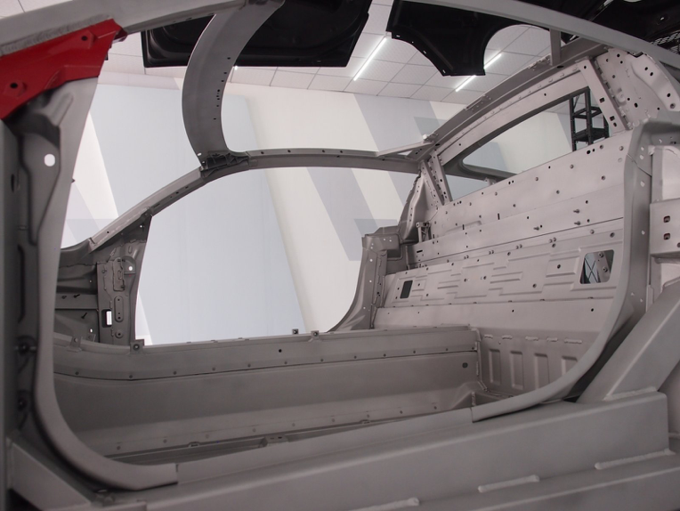 试前途k50,首款国产纯电跑车,碳纤维车身 全铝框架-新浪汽车