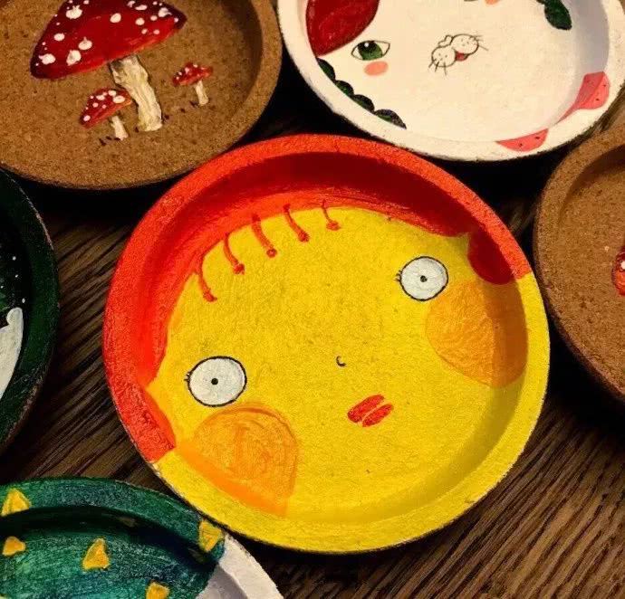 手绘创意彩绘盘子有空和小朋友一起画67676767676767