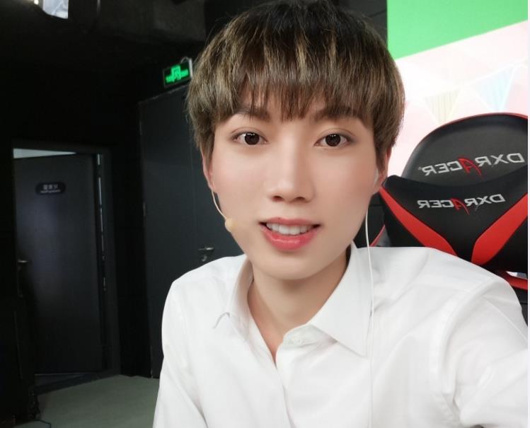 王者荣耀:颜值高,实力强!孤影入驻虎牙后人气暴涨,吸粉无数