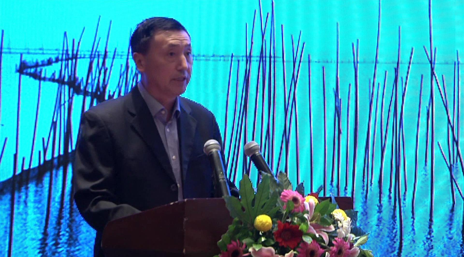 望江县委书记李跃云在2018安庆(北京)新能源汽车产业发展恳谈会上的