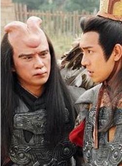 如果不是这些剧照,谁能知道隐瞒观众多年的雷震子扮演者竟这么帅