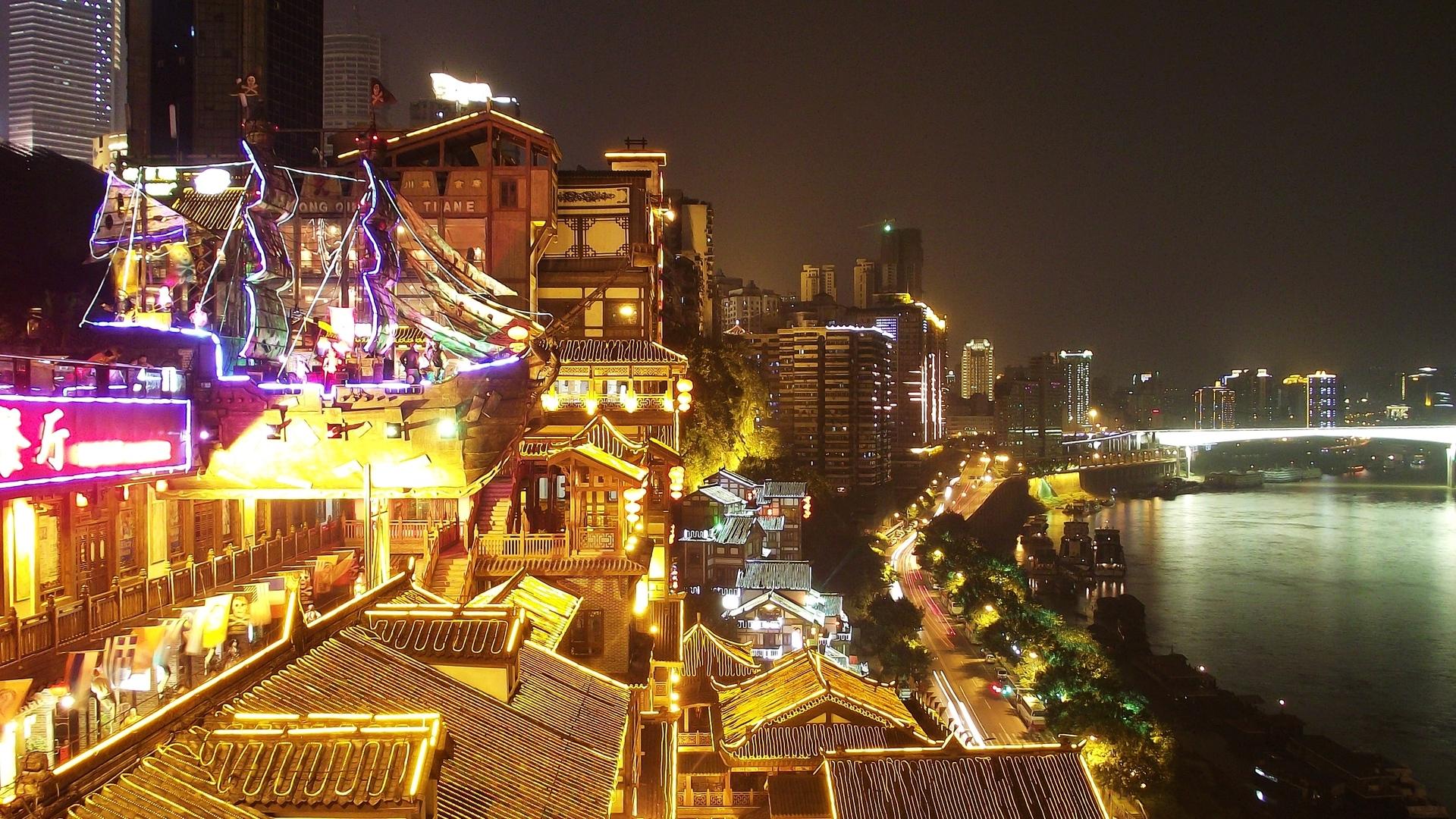 重庆最火的网红景点,不再是洪崖洞,这个景点更受游客欢迎!