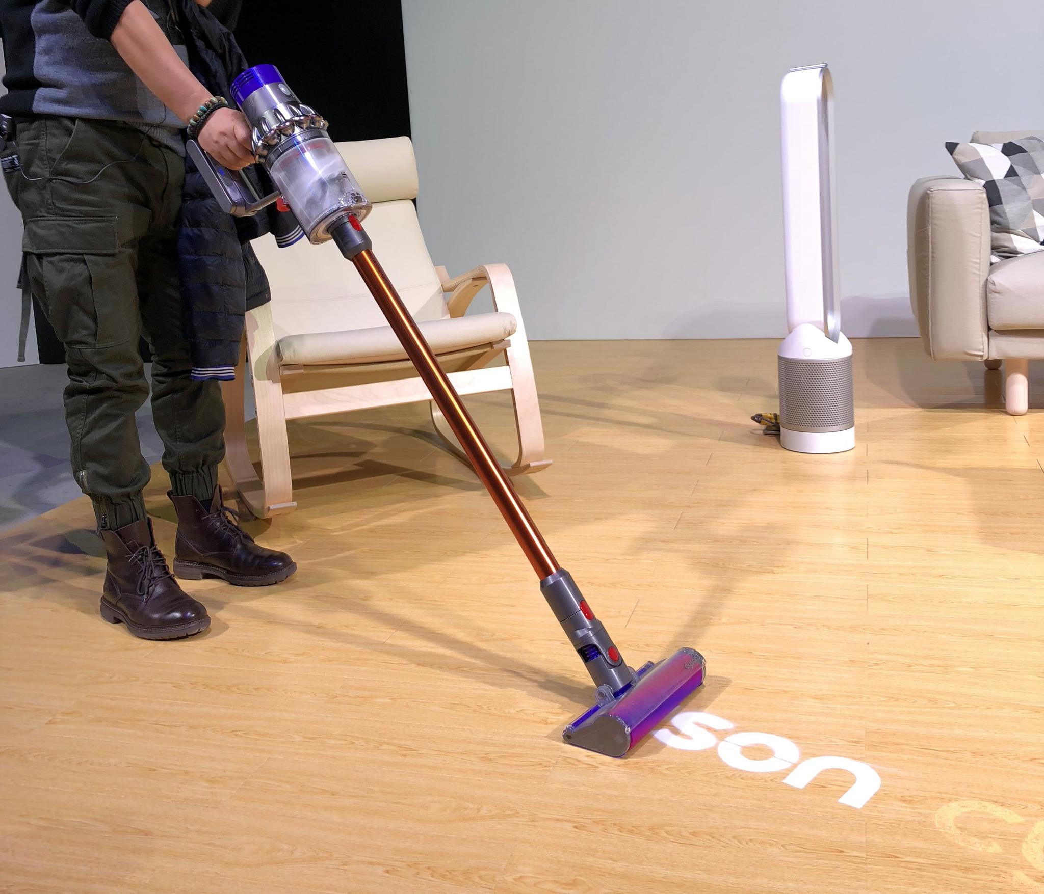 戴森无绳吸尘器v10发布,吸力,续航提升,售价4490元起