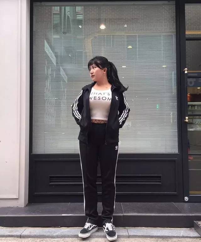 女生体型壮实应如何穿衣服