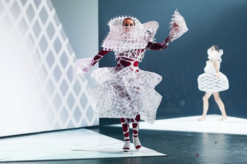 新西兰可穿戴艺术世界鲜艳奇特充满异样特色的服装