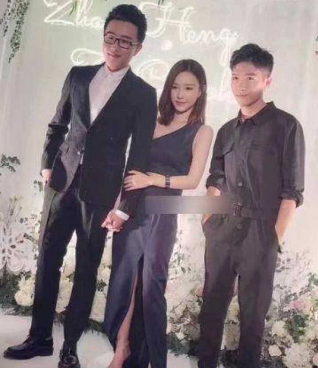 雪梨为儿子举办百日宴,场面隆重网红云集,高富帅老公同框秀恩爱