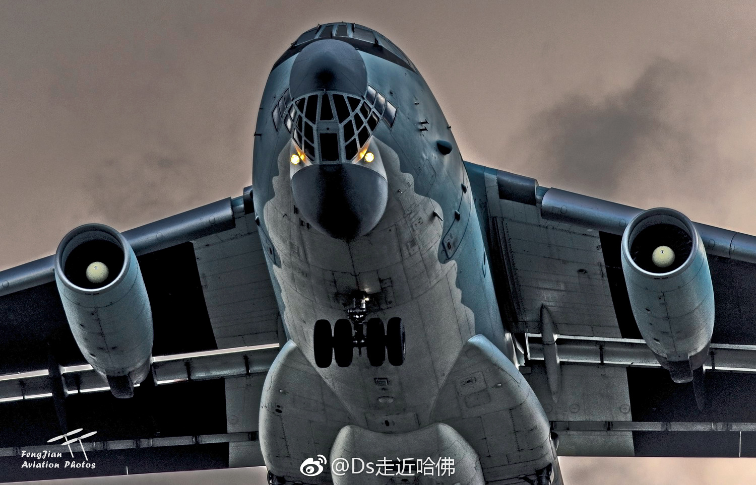 中国空军伊尔-76大型军用运输机原创美图