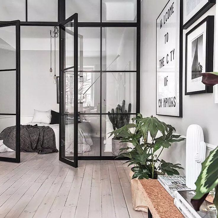 黑框玻璃隔断也人称其为老上海钢窗