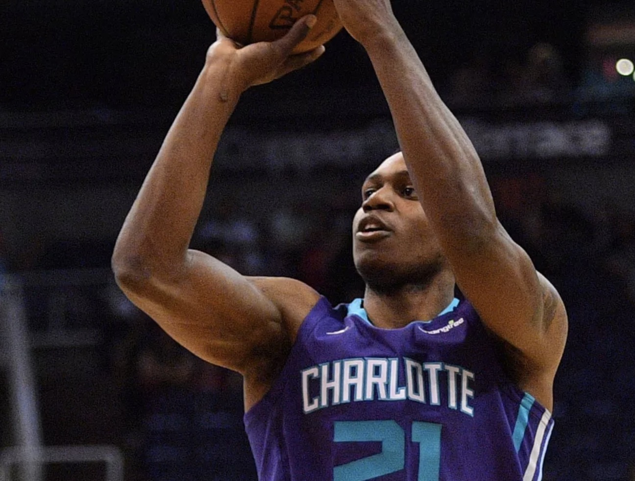 黄蜂不会为前锋特雷韦恩-格雷厄姆提供资质报价