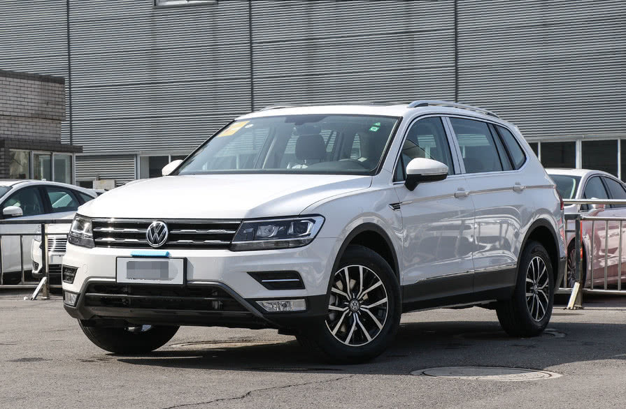 都是大五座,途观l330自动两驱舒适版与福特锐界铂锐版怎么选?