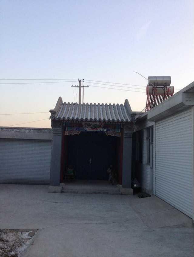 晒晒我给爸妈盖的农村房,沉稳大气,大门全村独一无二,超赞!