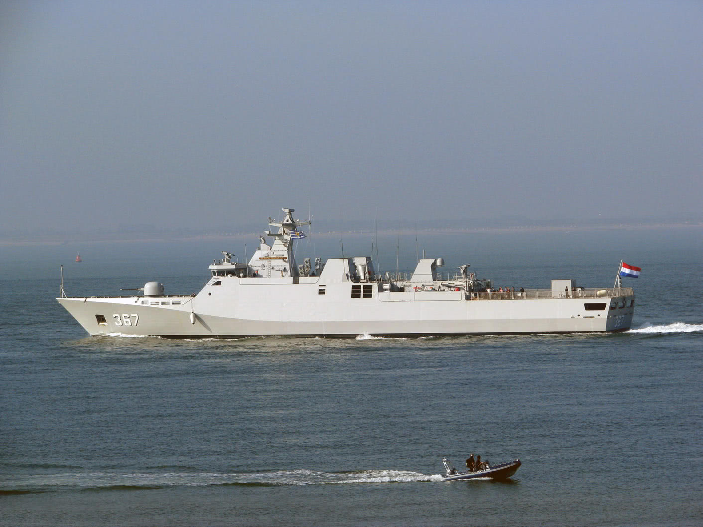 这国海军护卫舰有7型41艘,堪称东南亚翘楚