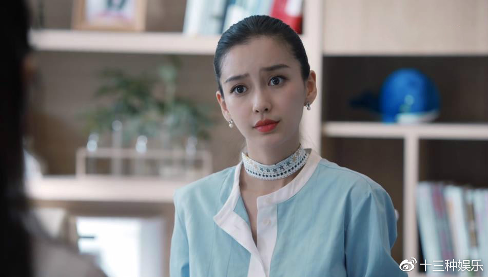 尤其是angelababy,毫无意外的,成为了该剧争论最多,被吐槽最多的焦点