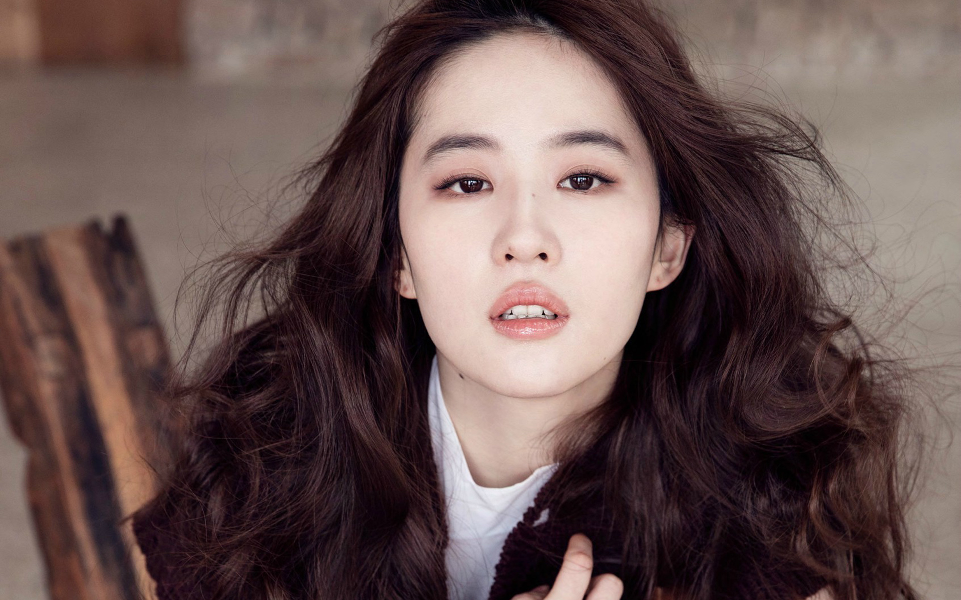 刘亦菲一直被称为是神仙姐姐,她出演了很多优秀的作品,作为纯天然的