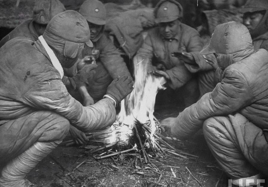 16张高清老照片披露1949年国军溃败仓皇撤离大陆的凄凉场景