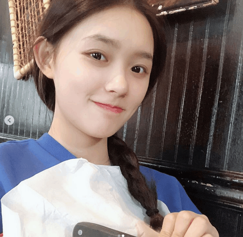 《美人鱼2》女主林允素颜照片流出 知道周星驰为啥选她了