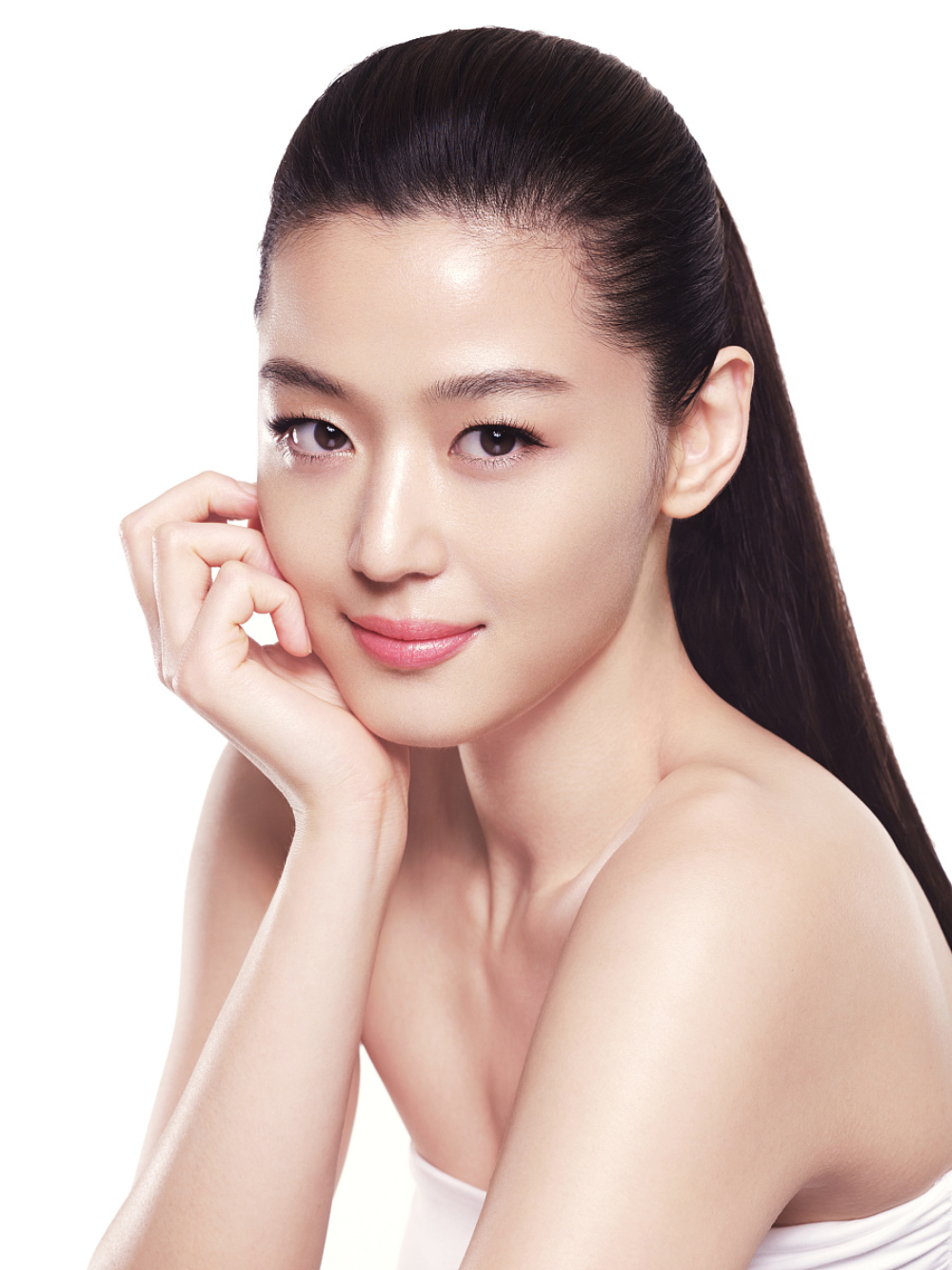 韩国女星全智贤有一种洒脱的美喜欢她的举手