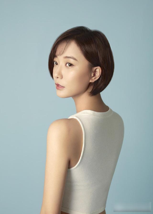 王珞丹与姐姐同框展示瑜伽,身段完美简直无可挑剔|王珞丹|王楚函|瑜伽