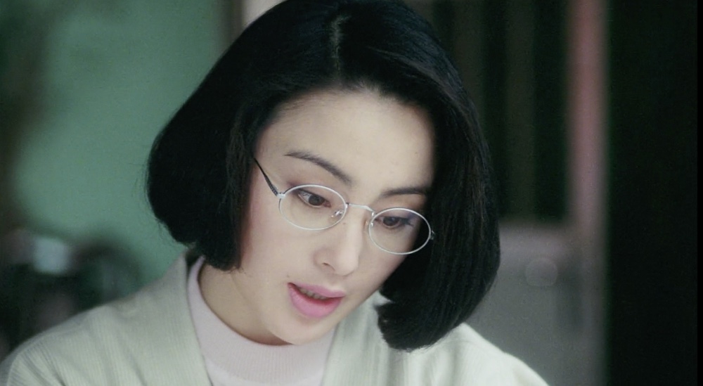 张敏在逃学威龙第一部里的剧照真是美翻了超级喜欢