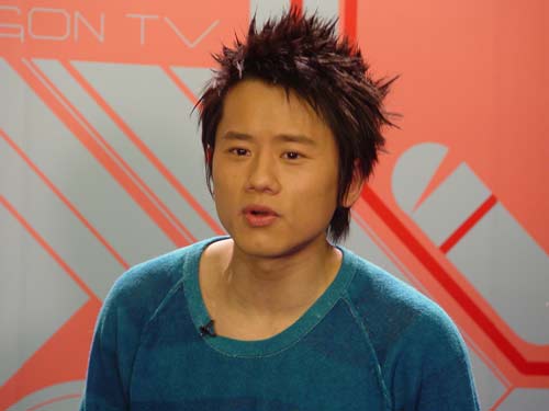 《快乐男声》之后出名的,但在这之前他参加过东方卫视的《我型我秀》