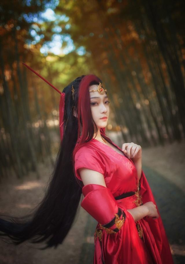 cos正片剑网三红衣教圣女月华