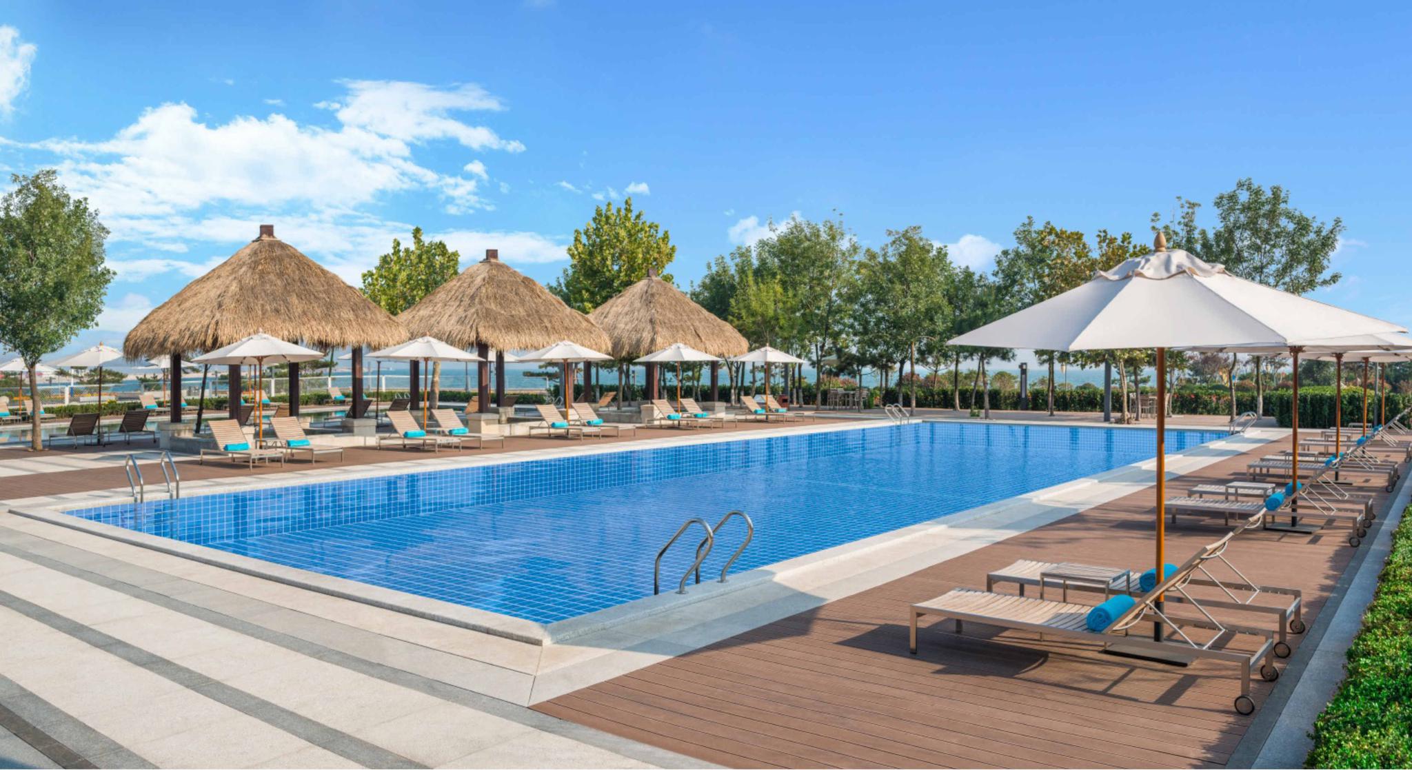 世界上最"大"的游泳池,明明只有10平方米,却怎么也游不到头