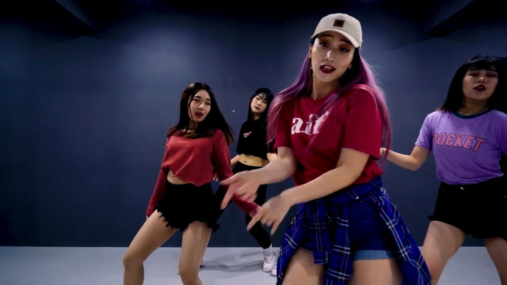 舞蹈jessie j《bang bang》舞蹈版来啦,领舞的小姐姐跳的.