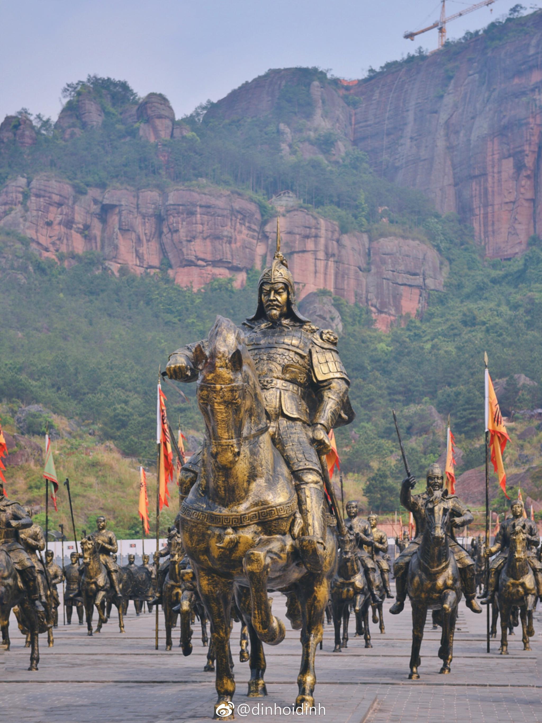 广西铜石岭国际旅游度假区位于北流市民安镇距离北流市区约5公里