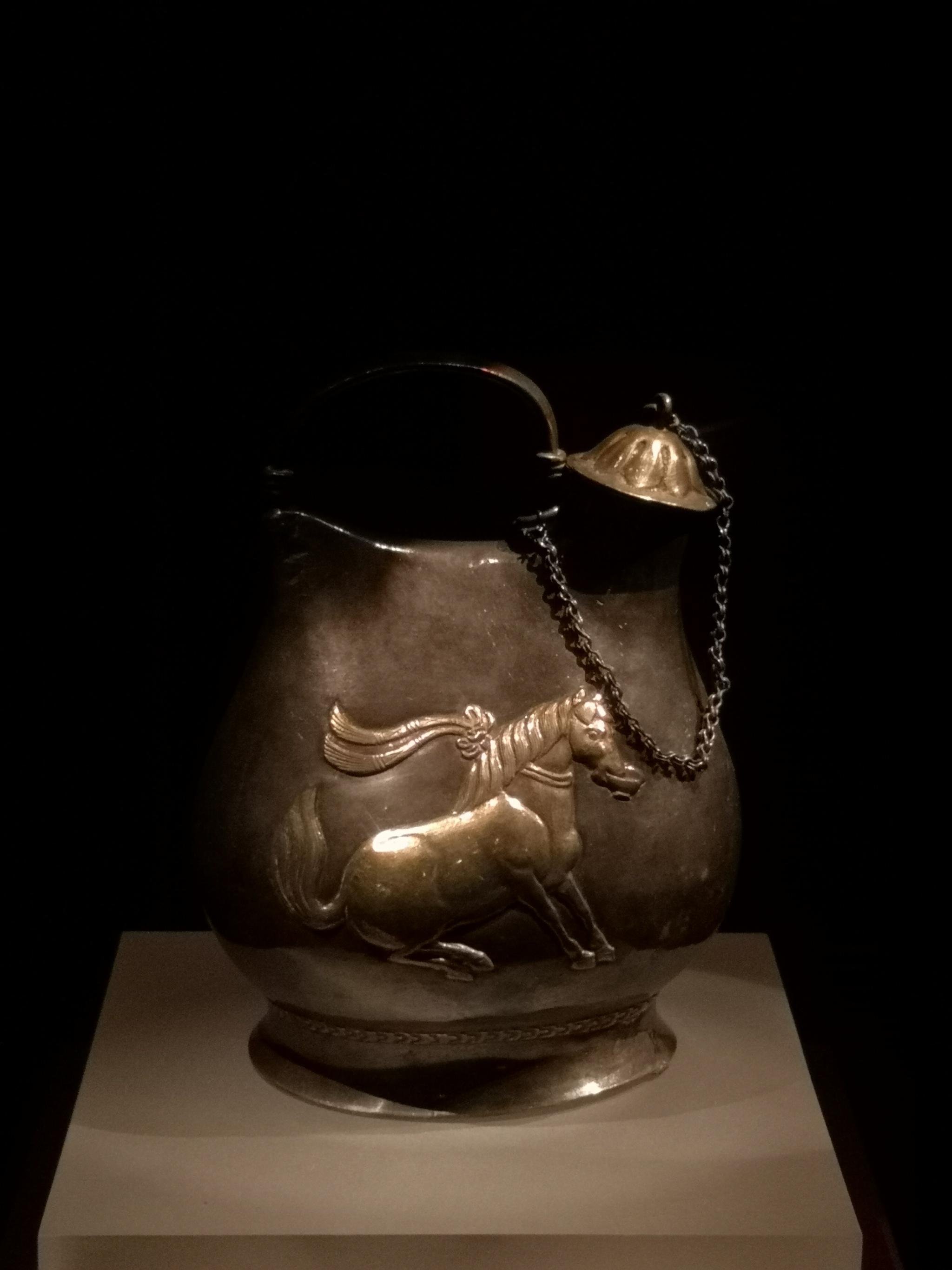 陕西历史博物馆唐代何家村珍宝手机拍的渣像素