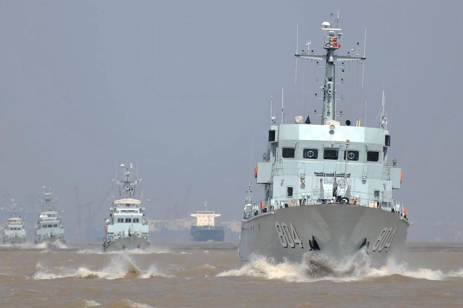 082-2型猎雷舰首舰霍邱舰当然,美国海军对这一问题的考虑更为深入