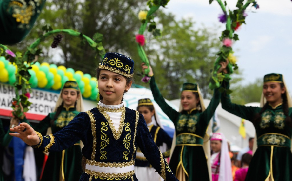 克里米亚,鞑靼人的5月节