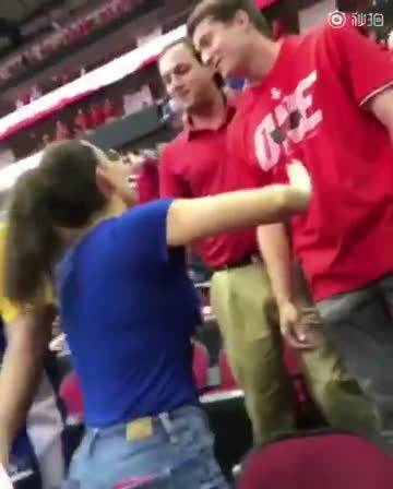 【很多人都在找的腾讯中场MV】 致敬火箭超燃