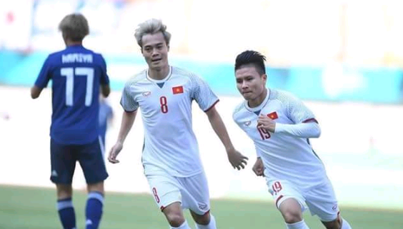 亚运会再爆大冷!日本男足遭越南梅西绝杀,和韩