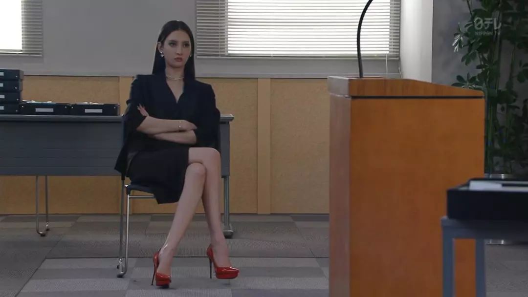 这分明是大长腿写真秀,日剧一烂起来也能登峰造极!