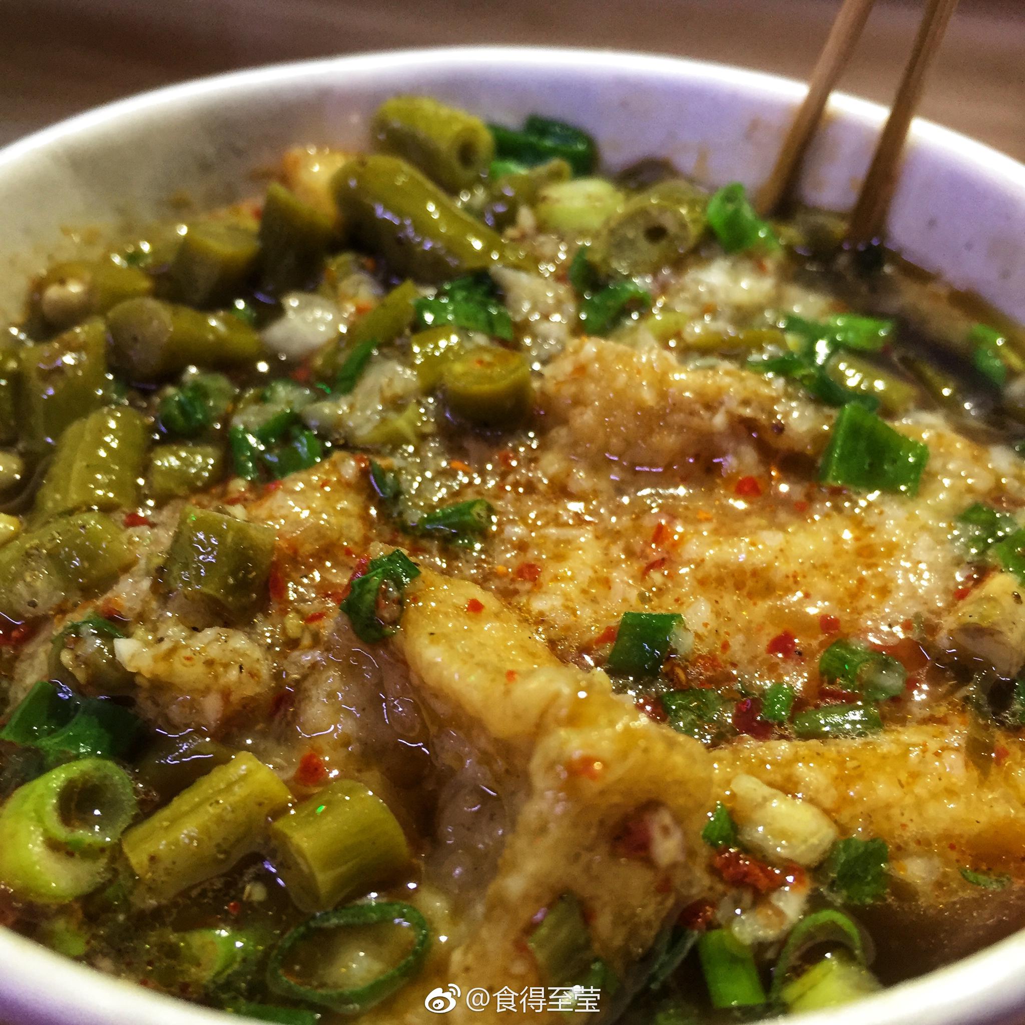 寮步臭豆腐,下午6点开到凌晨2点钟