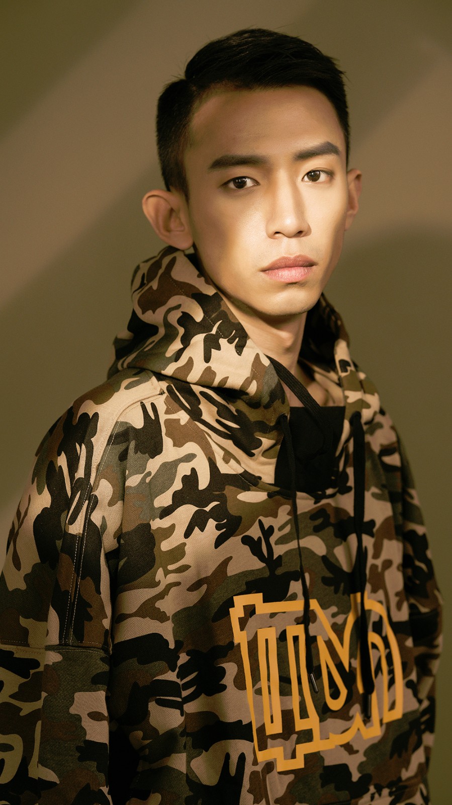 林晓凡现《信仰者》首映礼,坦言每拍摄一个镜头都是被感动的过程