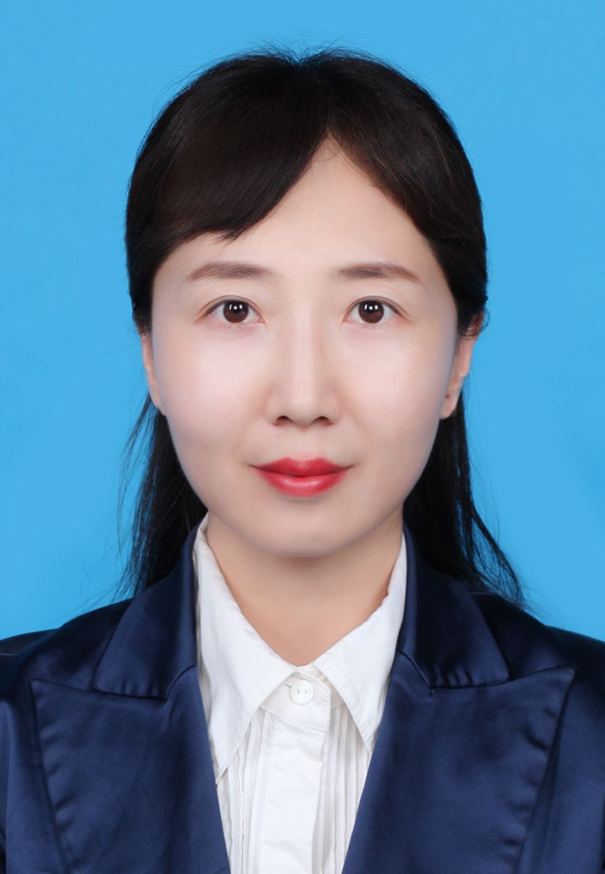 徐瑾,女,1984年10月出生,农工党党员,研究生学历.