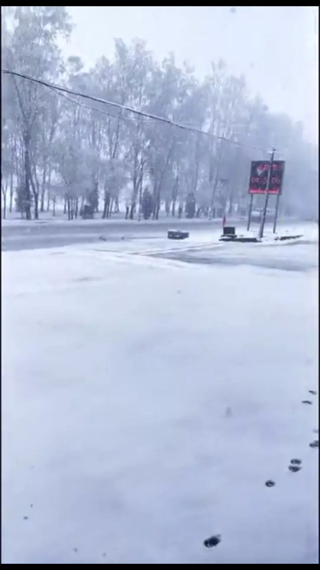 山西惨遭暴雪突袭!狂降12℃!一秒入冬,太原比大同冷