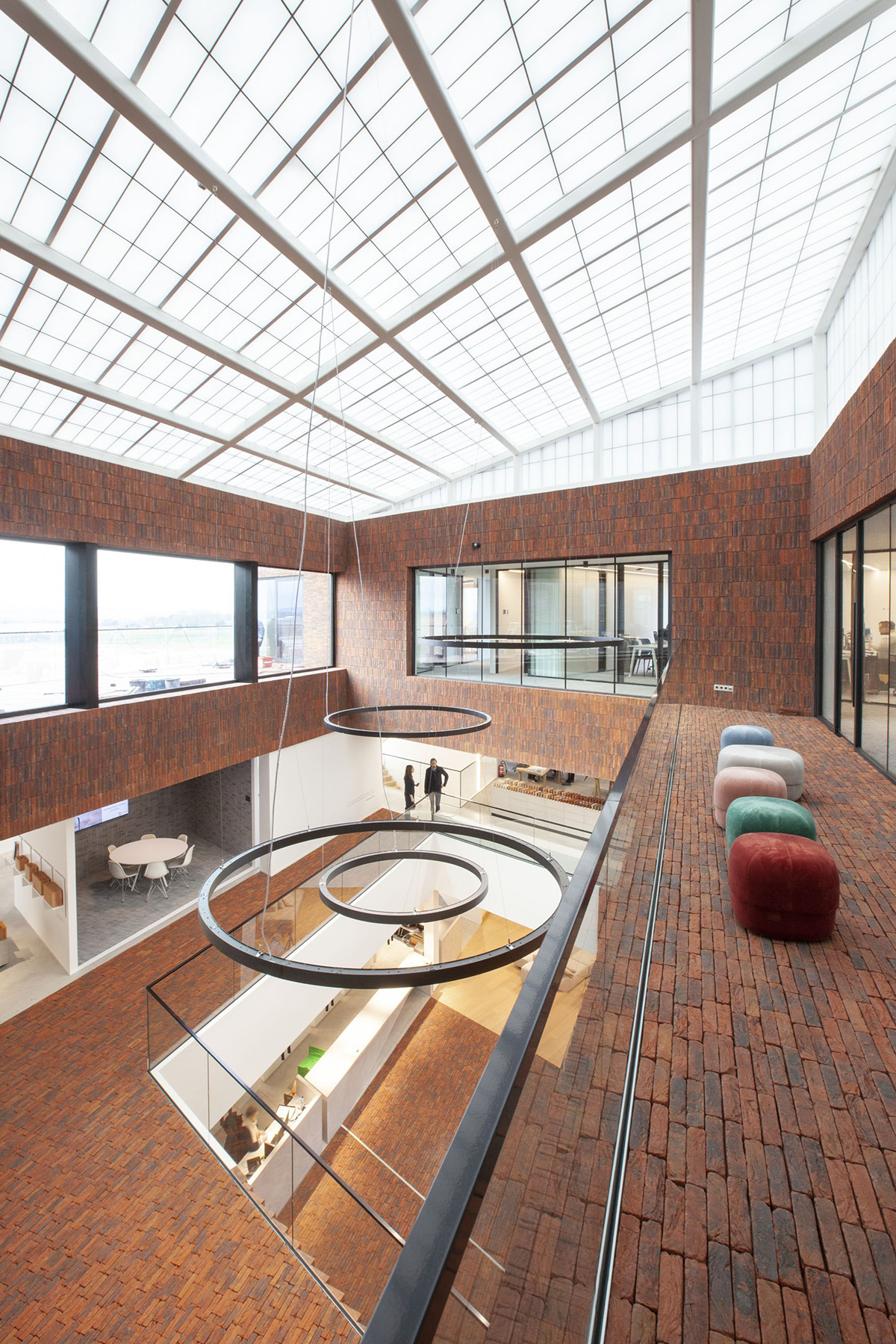 交错堆叠充满力量与艺术美感内利森砖艺术展示馆