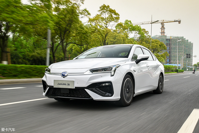 广汽新能源aion s上市 补贴后13.98万起