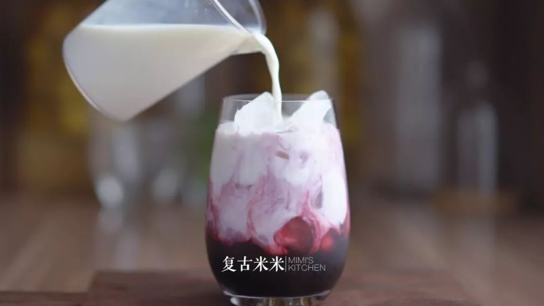 桑葚还可以这样吃,自制夏日桑葚特饮|牛奶咖啡|桑葚|特饮_新浪新闻