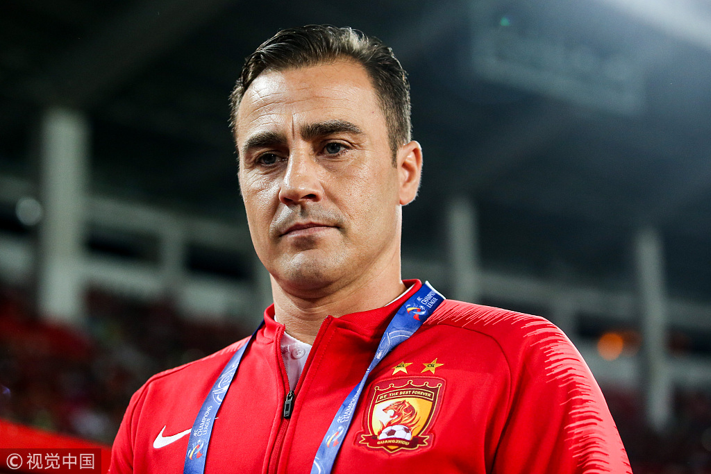 卡帅宣布放弃国足主教练职位:全部精力放在恒大
