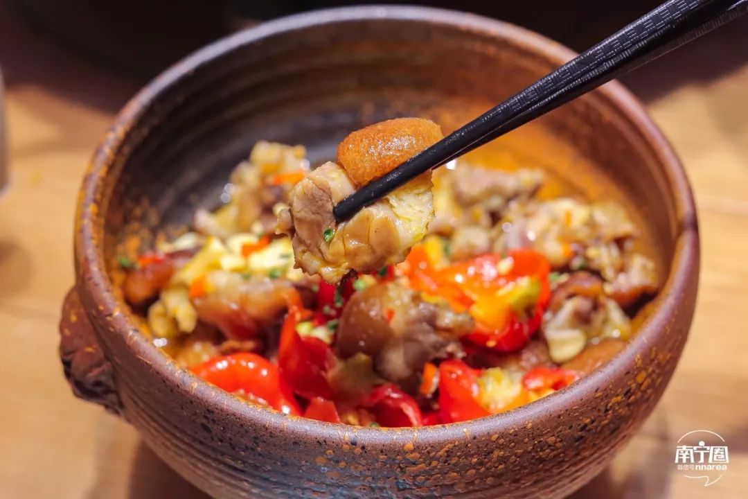 靠一道传家菜在南宁开了四家店,这个老板我服!