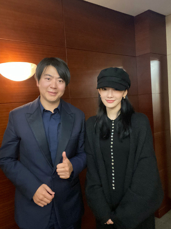 郎朗宁艺卓后台同框合照曝光|郎郎_手机新浪网