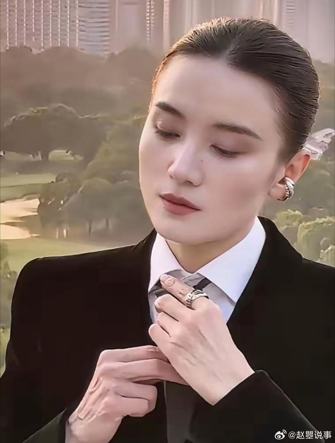 宋佳谈女性成长,活出棱角才是真赢|宋佳_新浪新闻