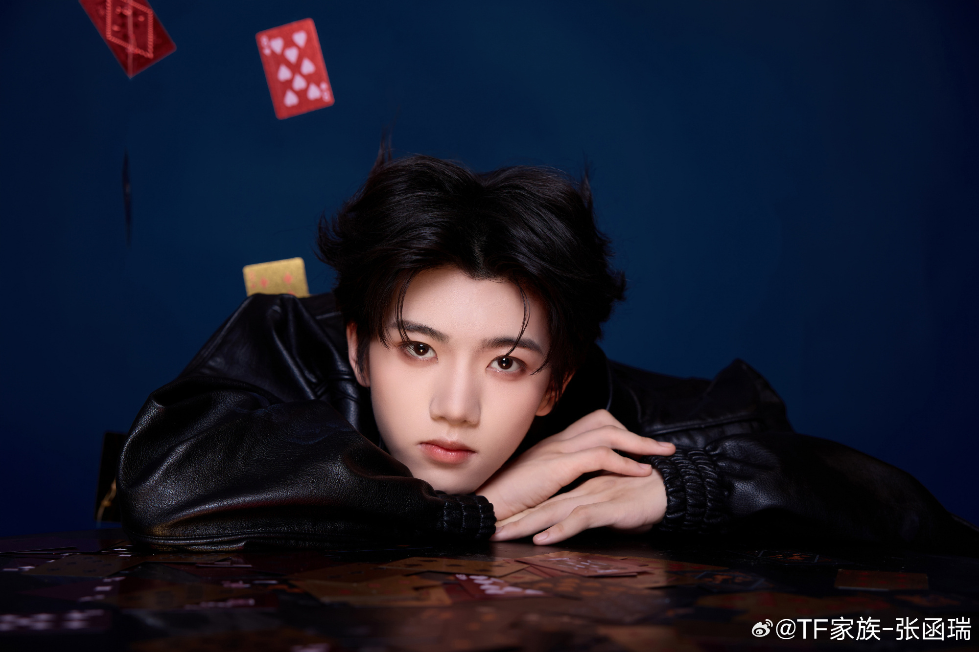 张函瑞16岁生日大片曝光,萌帅造型引期待|发型|TF家族|抱一抱|超棒|小猫_新浪娱乐_新浪新闻