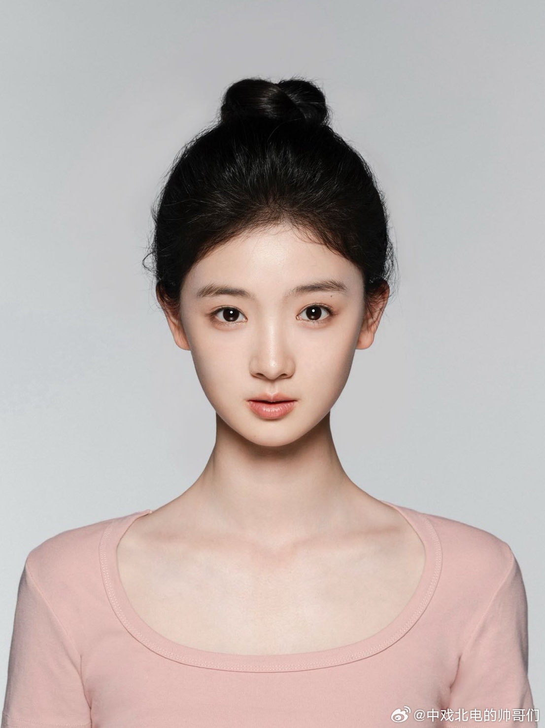 宁波沈昕妍获中戏偶剧表演专业全国第一|宁波市|浙江省|中央戏剧学院|清新美女|居家美女_新浪新闻