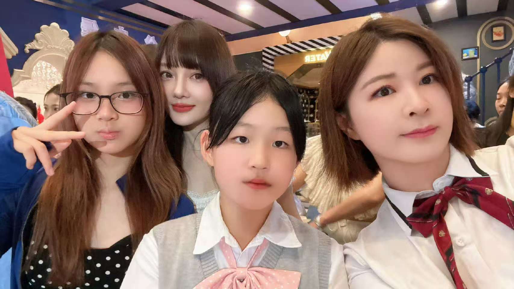 杜华李小璐甜馨为小酒窝庆生|高舒乔|生日_手机新浪网